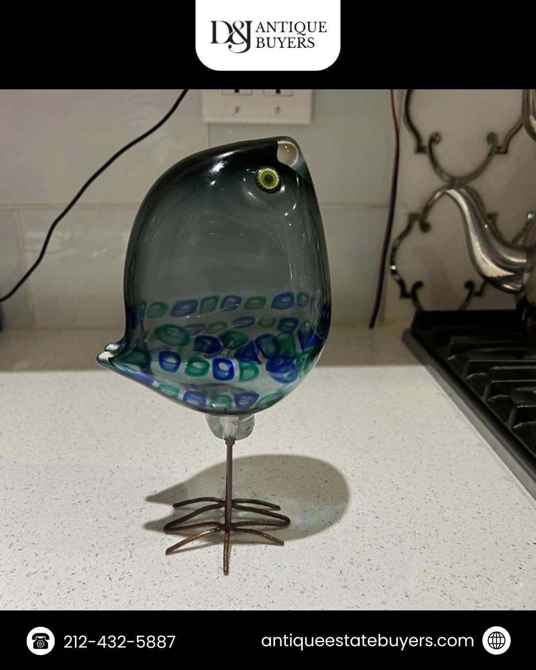 Baccarat vs. Lalique: What Are the Main Differences & Why Antique Buyers Matter More Than Ever